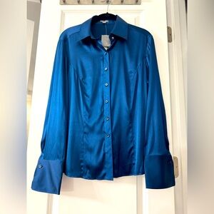 NWT- Ann Taylor Women’s Navy Button Up Blouse-size 12